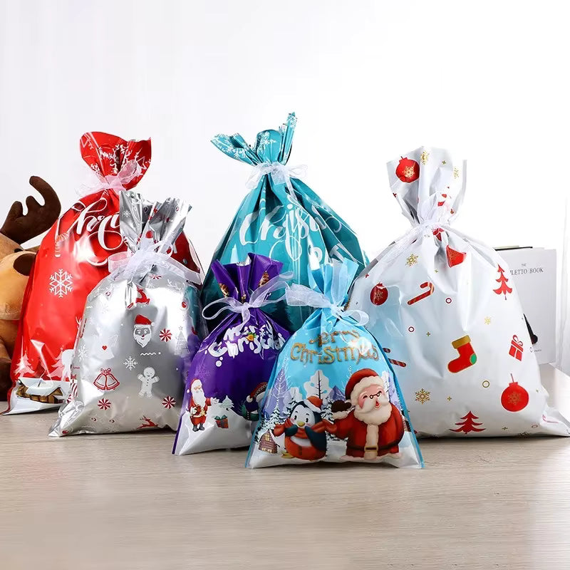 Julklappspåsar i mixade storlekar 30-pack