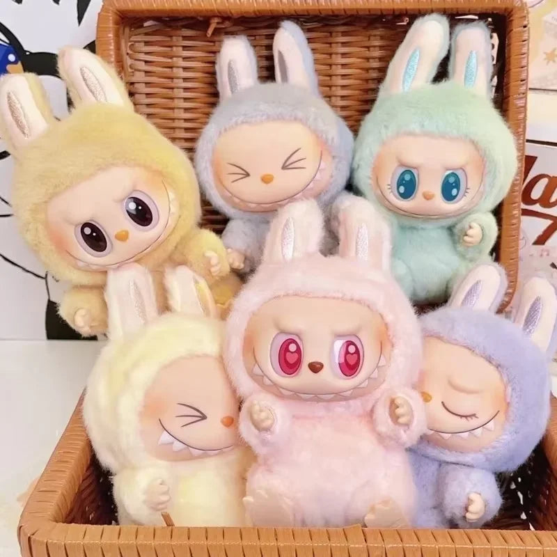 Lafufuâ Den charmiga designfiguren med Labubu-vibbar